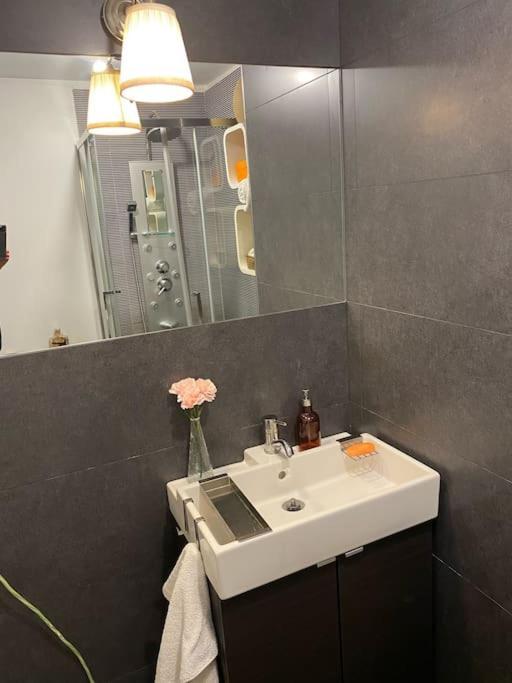 포르투 Renovado Com Ac, 2 Wc Completos, Terraco E Garagem 아파트 외부 사진